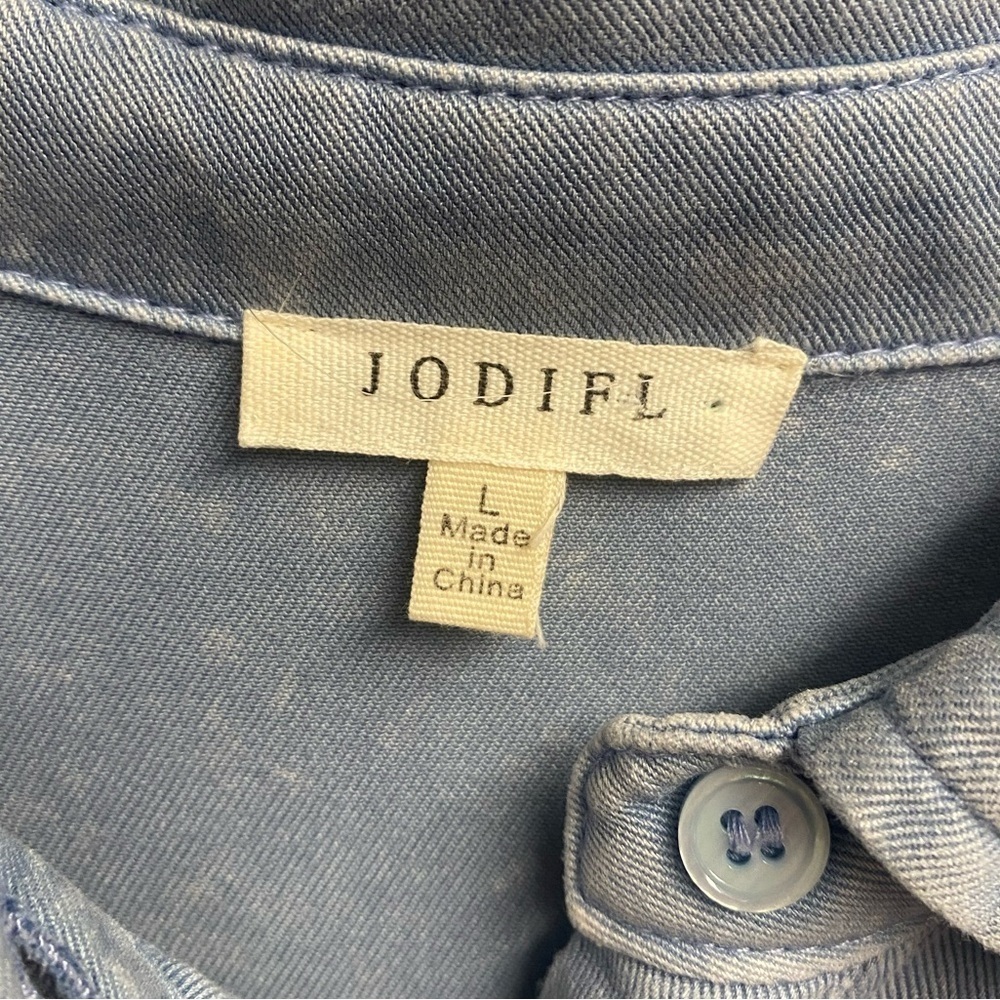 NWOT JODIFL Chambray Tiered/Ruffle Button Down Long Sleeved Dress Size Large - Picture 3 of 5